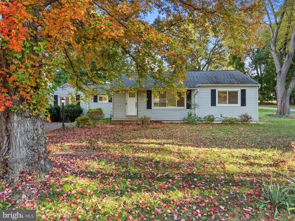 3392 Garnet Mine Rd, Garnet Valley, PA 19060