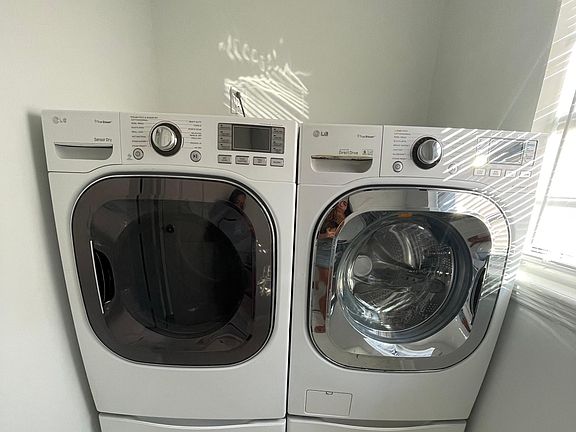 In unit washer and dryer