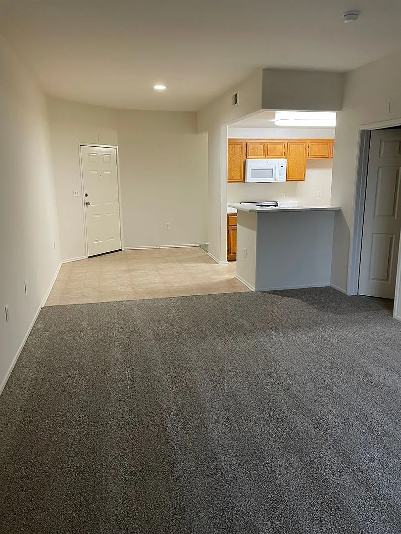 Loramar Crosscreek LP — Photo 3