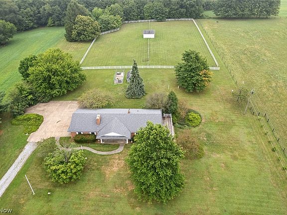 4th image of 2644 Mount Eaton Rd S