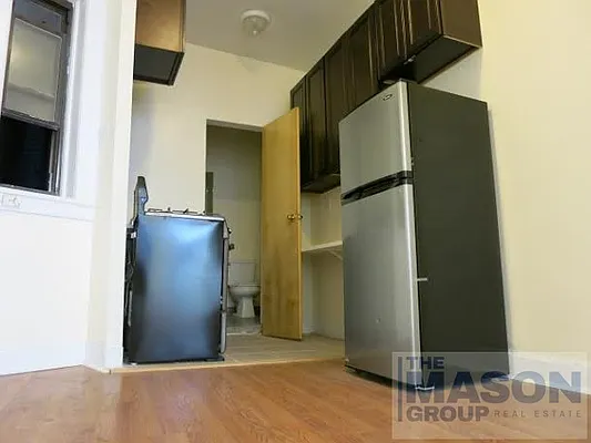 Rented by Mason Group LLC | media 28