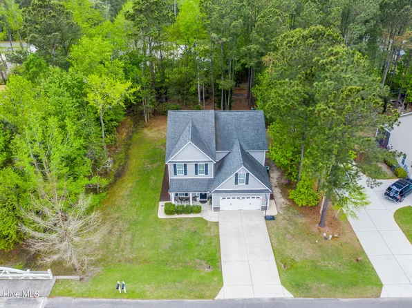 376 Majestic Oaks Drive, Hampstead, NC 28443