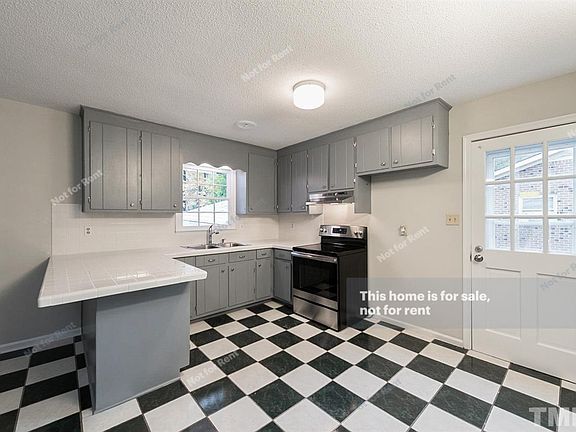 2nd image of 3410 Marquis Dr