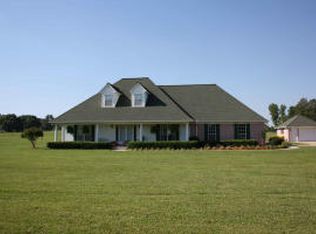 636 Wood Rd, Caledonia, MS 39740