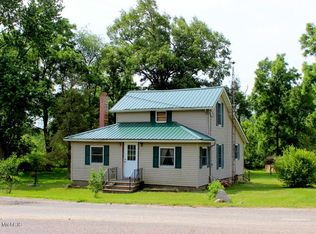 1551 E Mosherville Rd, Jonesville, MI 49250