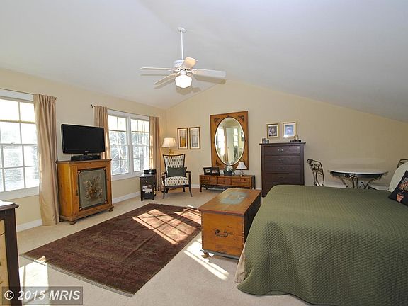 4th image of 101 Stonestep Ct