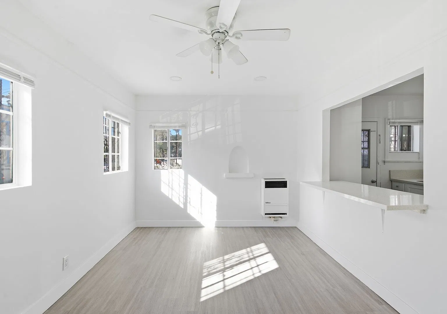 1426 S Bonnie Brae Street — Photo 2