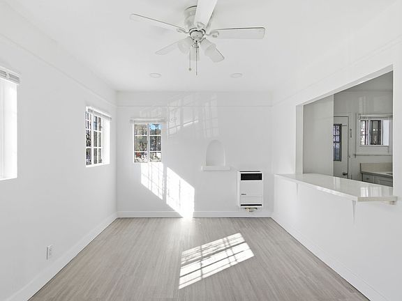2nd image of 1426 S Bonnie Brae St #1426