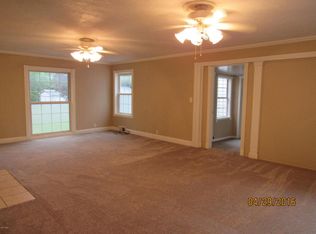 214 W F St, Joplin, MO 64801