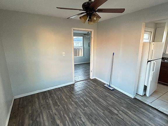 3rd image of 305 E Polk Ave