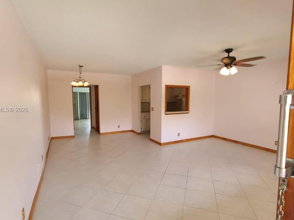 135 Coventry Pl