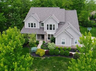 5060 Ravines Edge Ct, Powell, OH 43065