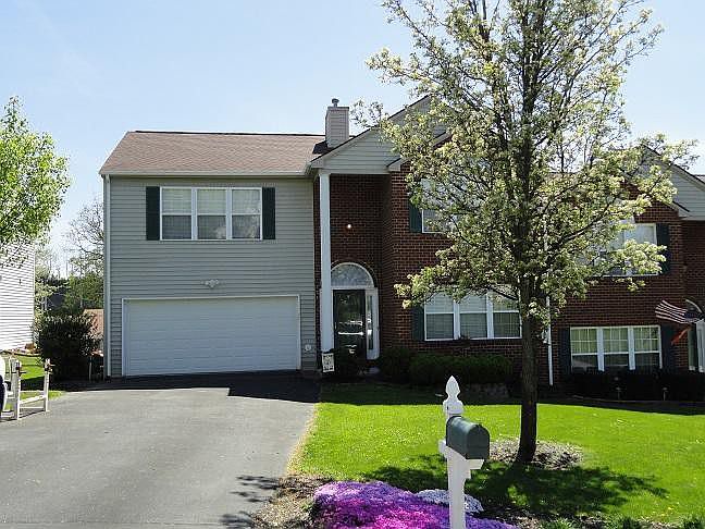 1st image of 605 Arrowhead Trl SE Suite D
