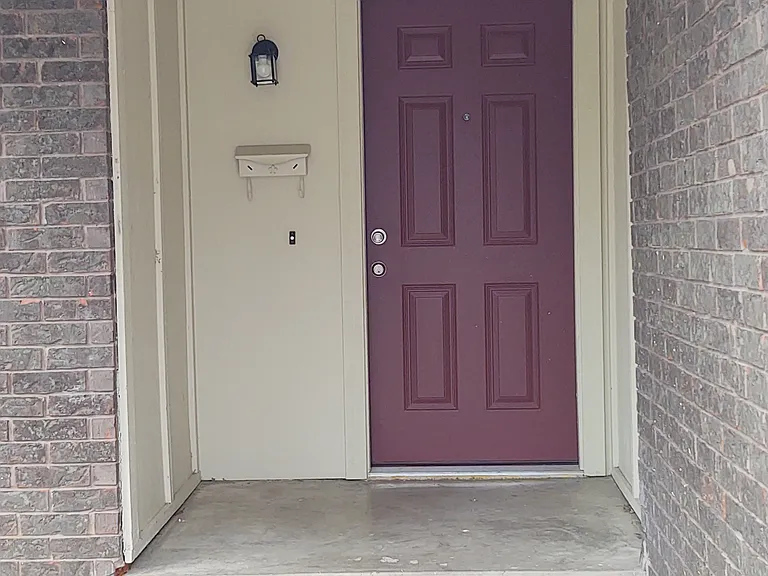 1732 S 6th St — Photo 2