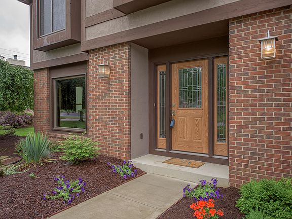 4th image of 11 Juniper Ave