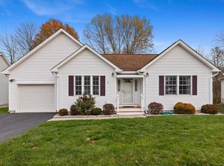 31 Dacosta Dr UNIT 31, Newington, CT 06111