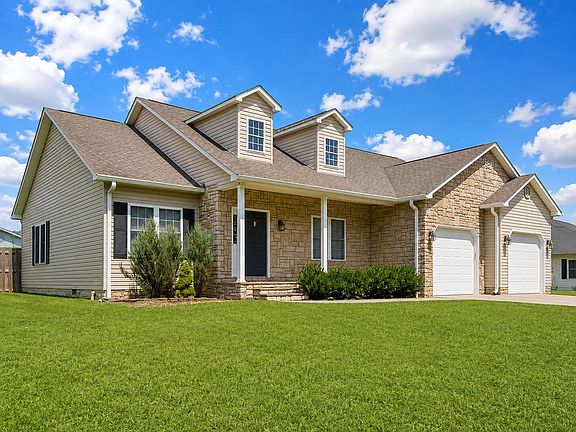 2nd image of 82 Shadowbrook Dr