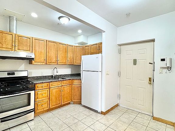 2nd image of 46-6 88th St #2F