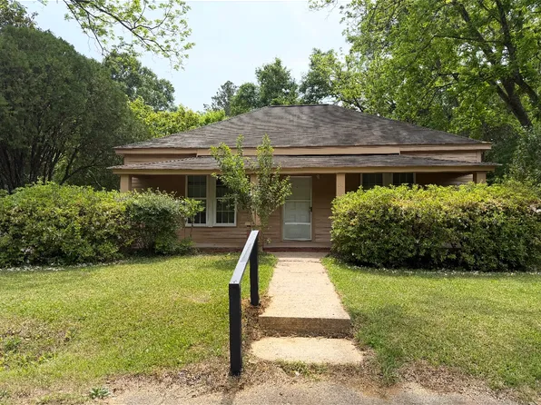 146 Coombs Ave, Milledgeville, GA 31061