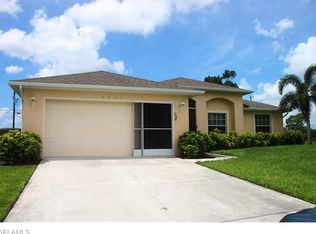 1938 NE 14th Ter, Cape Coral, FL 33909