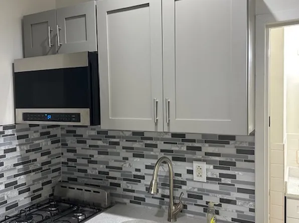 122 West 137th Street image 1 of 5