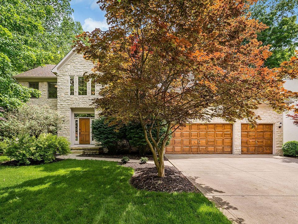 1st image of 1015 Sunbury Lake Dr