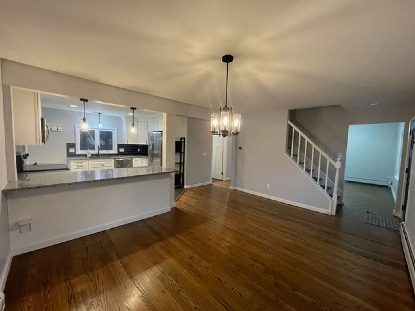 Beautiful Single Family Home — Photo 3