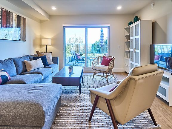 3rd image of 45 Haliburton St #105