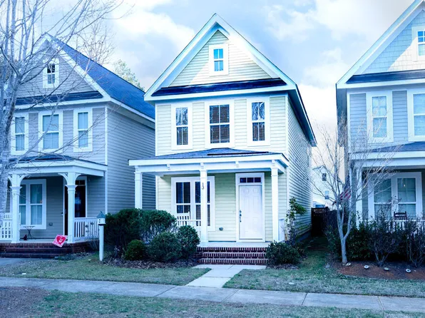 13 Danbury Ct, Pittsboro, NC 27312