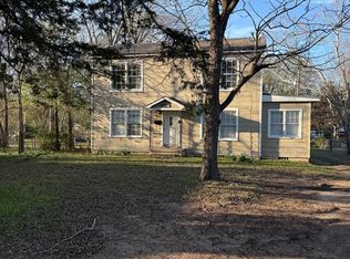 1009 Atkinson Dr, Lufkin, TX 75901