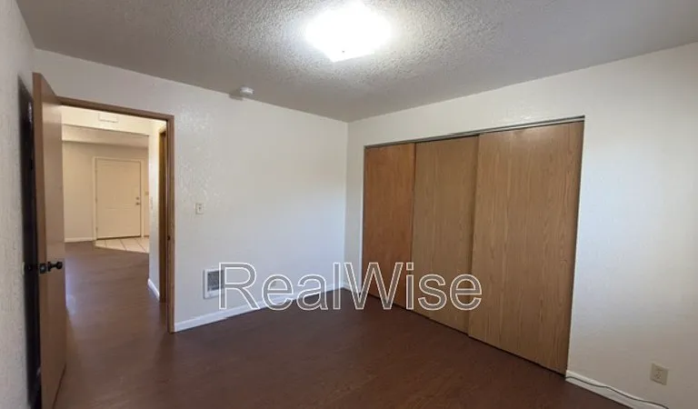 415 W 1st Ave — Photo 15