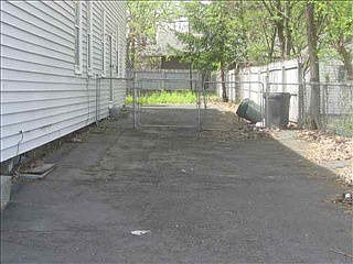 2nd image of 1350 Albany St
