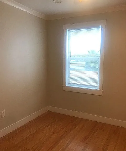 552 Horning St #1 — Photo 4