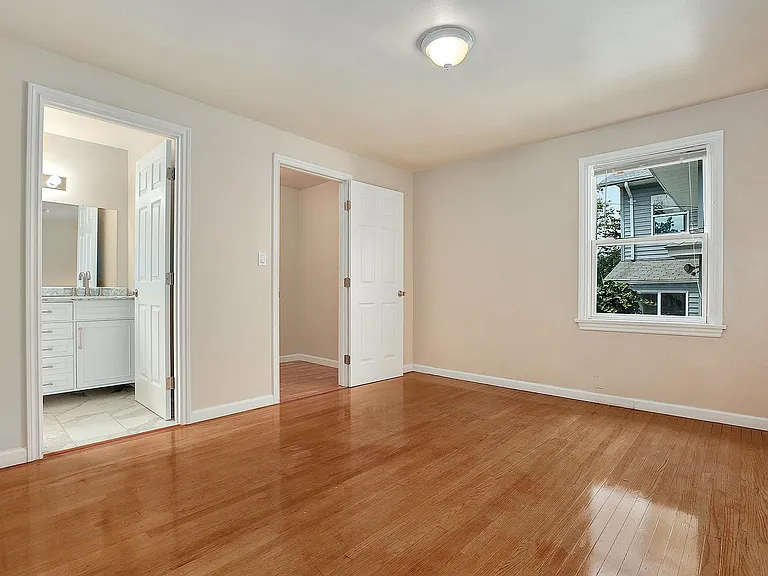 2451 3rd Ave W — Photo 5
