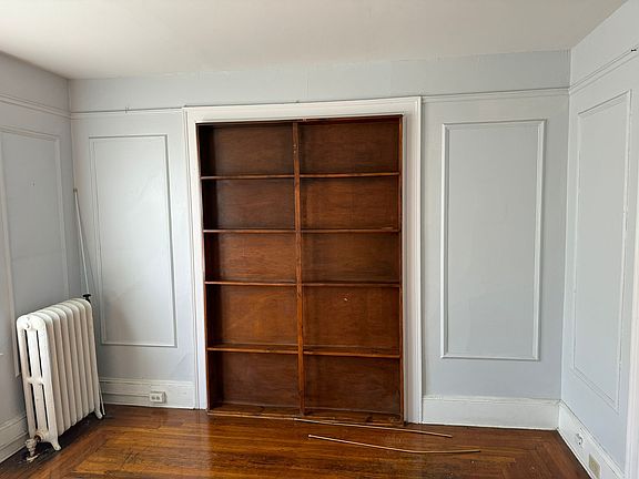 4th image of 1475 Chapel St