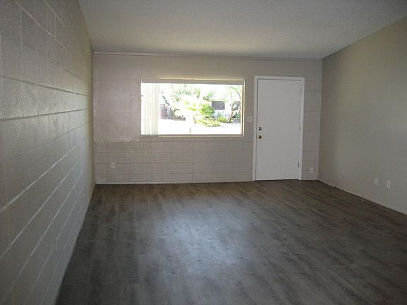 4th image of 7045 E Wilshire Dr