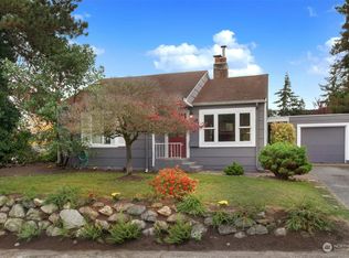 917 NE 113th St, Seattle, WA 98125