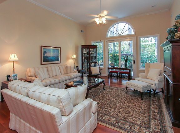 5th image of 11 Interlochen Dr
