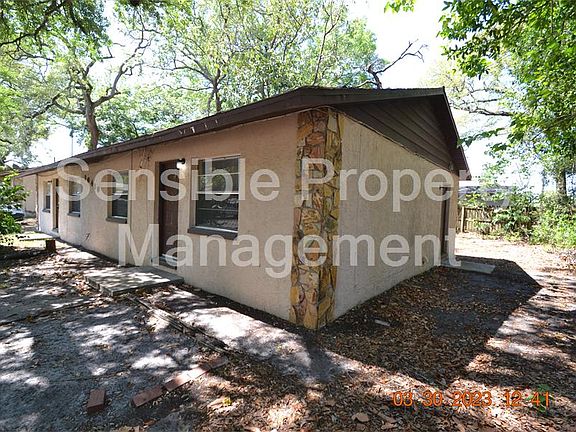 3rd image of 10410 N Arden Ave APT B