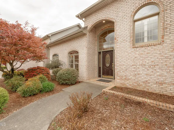 1801 Birchfield Pvt Ct, Kingsport, TN 37660