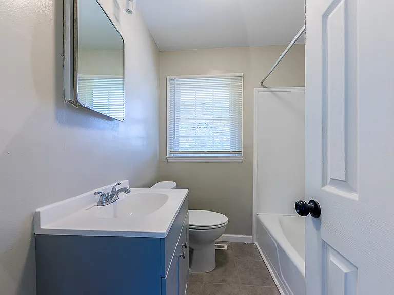 1801 Clark Ave — Photo 7