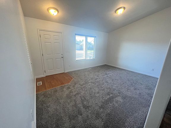 4th image of 1515 S Spring Creek Dr