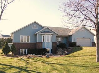 6783 Rollingview Dr, Hudsonville, MI 49426