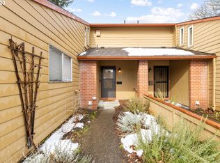 879 NE 90th Ave, Portland, OR 97220