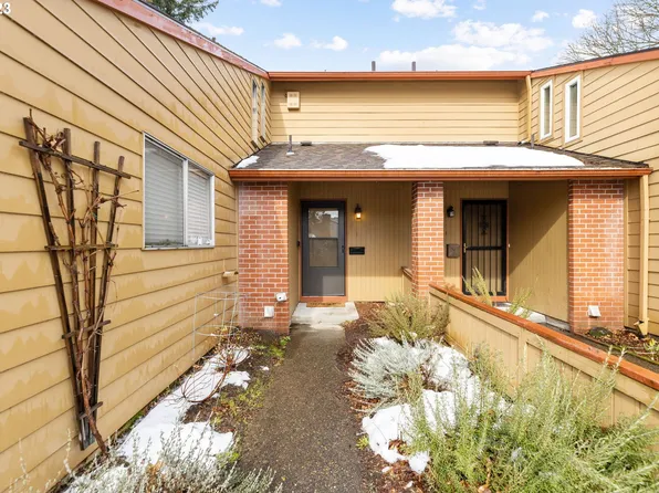 879 NE 90th Ave, Portland, OR 97220