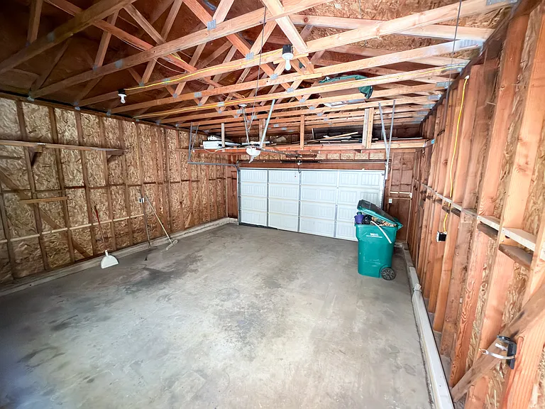 78 Haney Rd — Photo 15