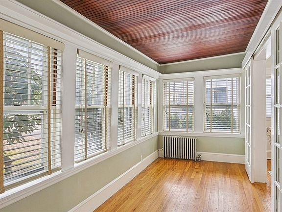 5th image of 48 Gilbert Rd #1