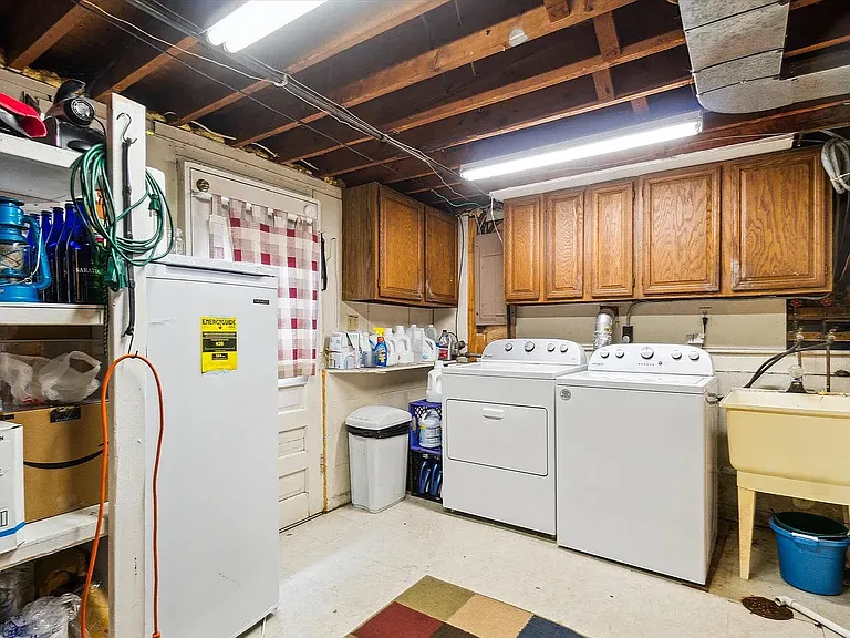 4900 Woodlyn Dr — Photo 10