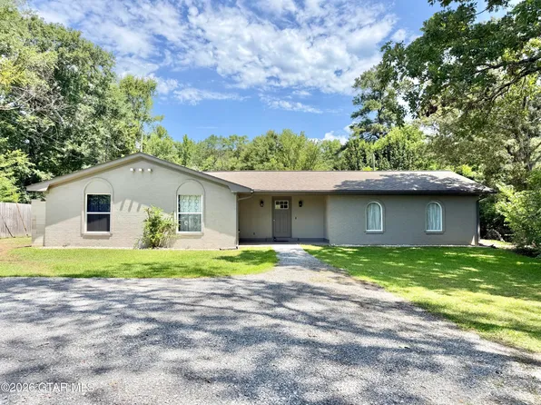 618 Mount Vernon Rd, Columbus, MS 39702