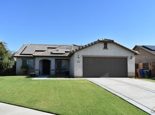 10826 Valverde Dr, Bakersfield, CA 93311